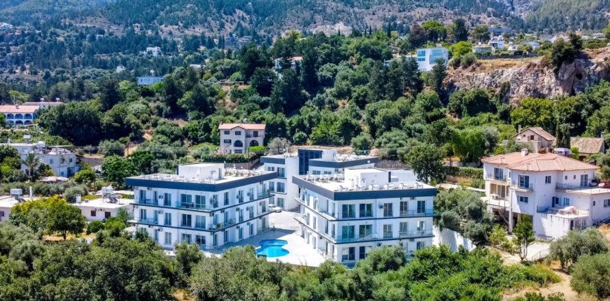 Apartment  in Girne, Northern Cyprus No. 221187