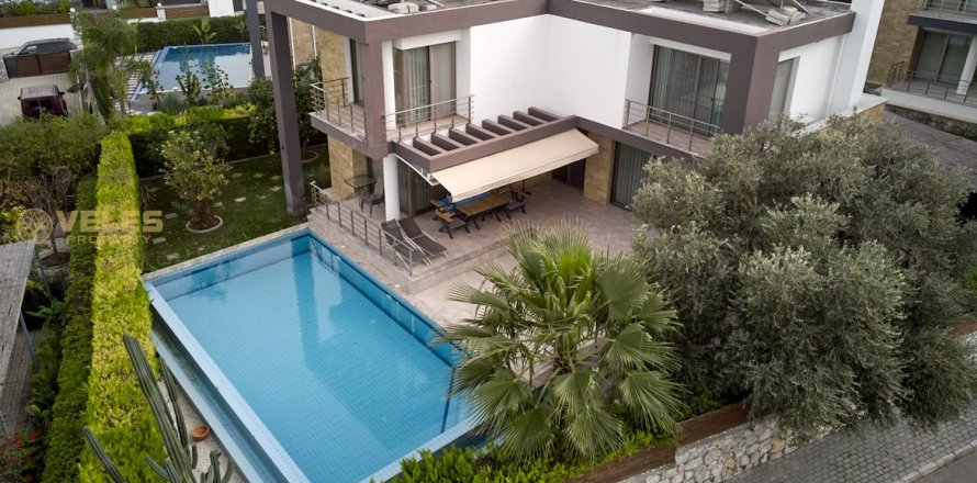 3+1 Villa  i Catalkoy, Girne,  Nr. 221188