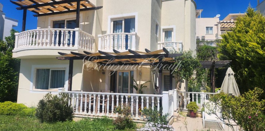 3+1 Villa  in Bodrum, Mugla, Turkey No. 223333