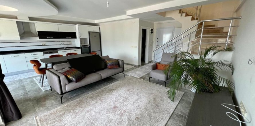 Квартира  3-х ком. в Аланье, Анталья, Турция №212017