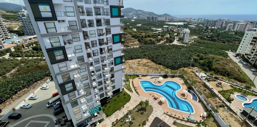 2+1 Apartment  in Mahmutlar, Antalya, Turkey No. 216060