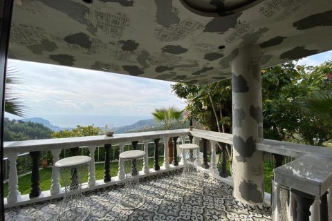 ویلا در  Alanya ، ترکیه 4 خوابه ، 260 متر مربع.  شماره 220056