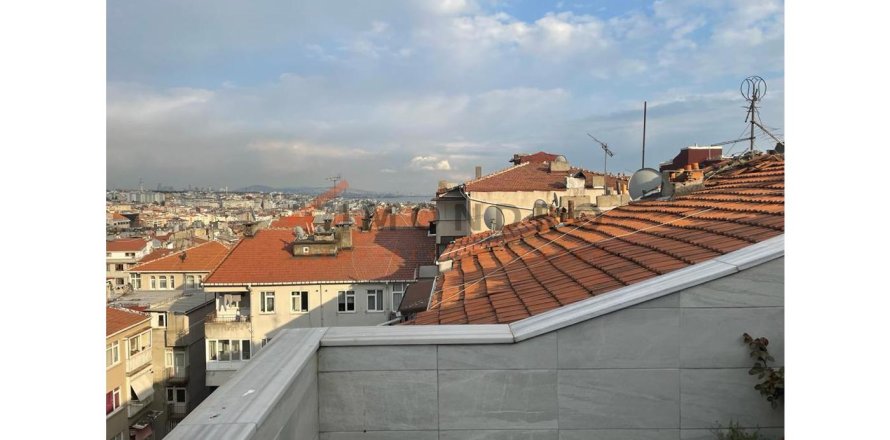 Daire  3+1  Fatih, İstanbul, Türkiye №213241