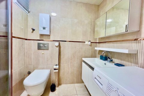 آپارتمان در  Kestel ، ترکیه 2 خوابه ، 110 متر مربع.  شماره 219098 - 11