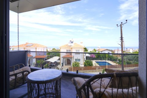 4+1 Villa  i Alsancak, Girne,  Nr. 214235 - 18