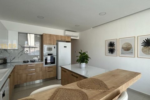 2+1 Wohnung  in Alsancak, Girne,  Nr. 214236 - 6