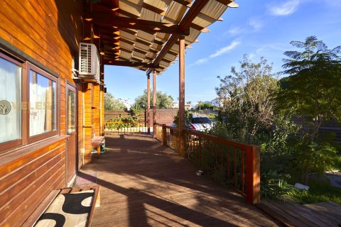 Продажа виллы  в Алсанджаке, Гирне, Северный Кипр 4+1, 280м2, №214237 – фото 24