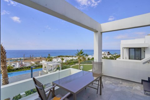 2+1 Lägenhet i Esentepe, Girne, Nr. 214582 - 3