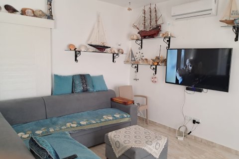 Продажа виллы  в Мутлуяка, Фамагусте, Северный Кипр 2+1, 79м2, №214579 – фото 8