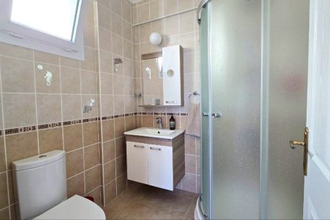 آپارتمان در  Alsancak ، ترکیه 3 خوابه ، 175 متر مربع.  شماره 214581 - 12