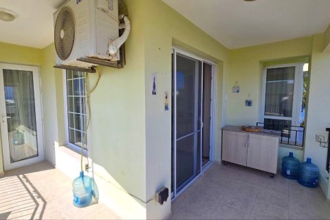 آپارتمان در  Alsancak ، ترکیه 3 خوابه ، 175 متر مربع.  شماره 214581 - 17