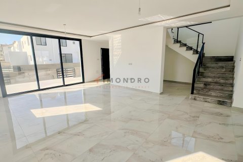 Продажа виллы  в Йенибоазичи, Фамагусте, Северный Кипр 2+2, 240м2, №216140 – фото 12