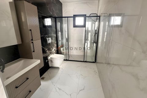 Продажа виллы  в Йенибоазичи, Фамагусте, Северный Кипр 2+2, 240м2, №216140 – фото 25