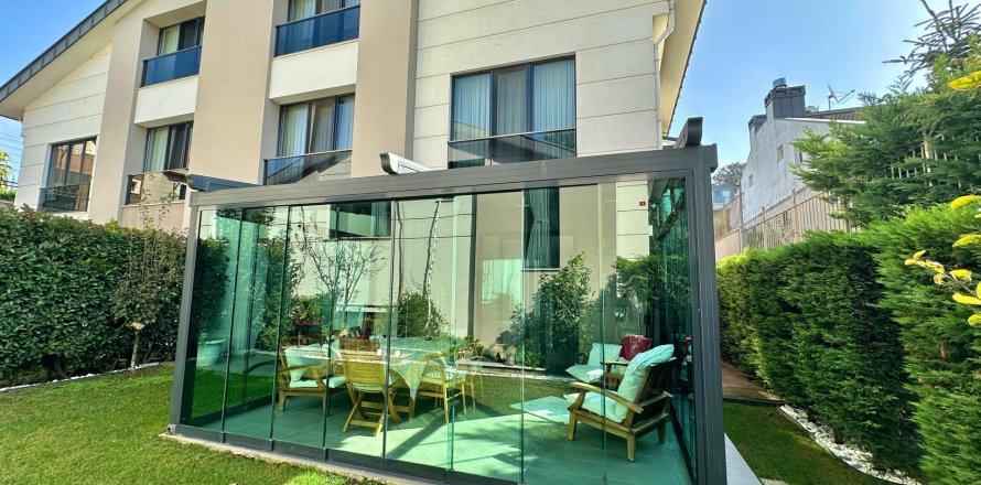 5+1 Villa  i Istanbul, istanbul, Turkiet Nr. 218338