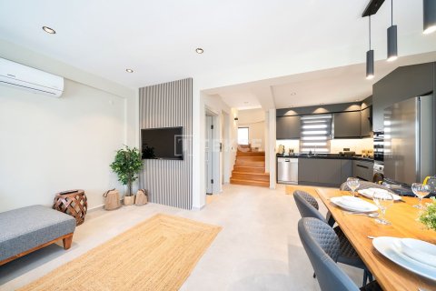 ویلا در  Fethiye ، ترکیه 4 خوابه ، 210 متر مربع.  شماره 219821 - 14