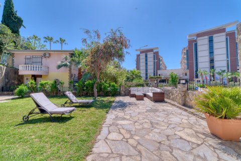 Аренда квартиры  в Аланье, Анталье, Турция 5+1, 265м2, №216889 – фото 5