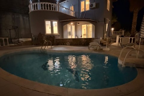 3+1 Lejlighed  i Alanya, Antalya, Tyrkiet Nr. 216894 - 18