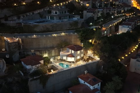 3+1 Lejlighed  i Alanya, Antalya, Tyrkiet Nr. 216894