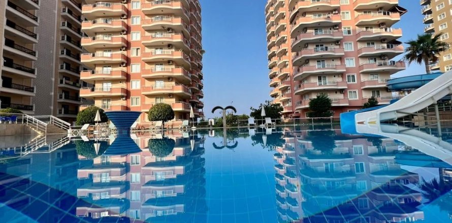 2+1 Apartment  in Mahmutlar, Antalya, Turkey No. 226819