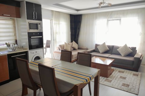 آپارتمان در  Mahmutlar ، ترکیه 2 خوابه ، 120 متر مربع.  شماره 217622