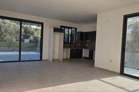 2+1 Lejlighed  i Lapta, Girne,  Nr. 214318 - 13