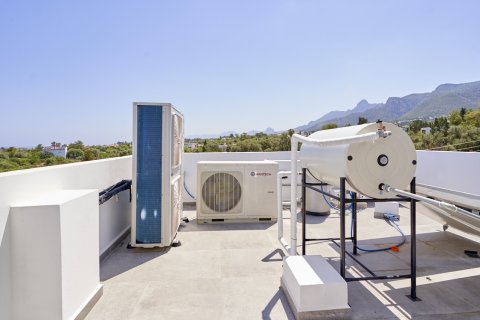 Продажа виллы  в Озанкое, Гирне, Северный Кипр 4+1, 220м2, №214317 – фото 29