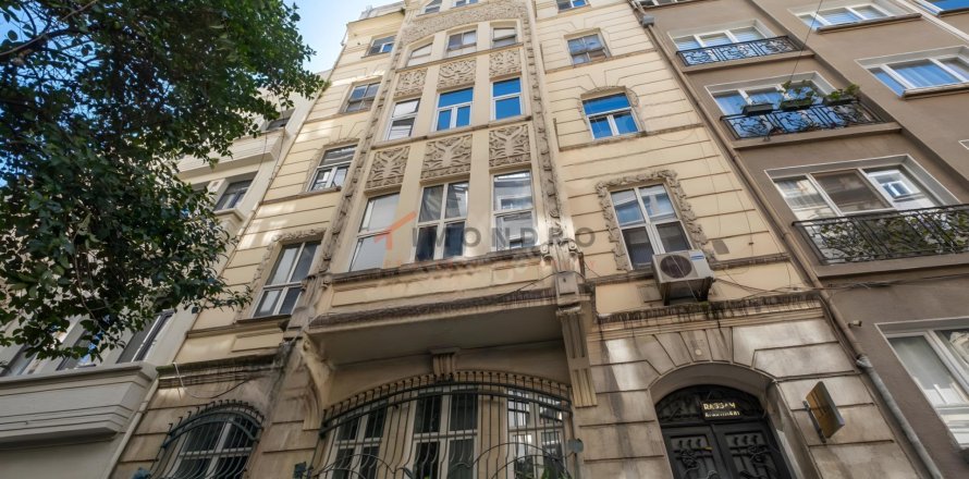Квартира 3+1 в Бейоглу, Стамбул, Турция №212108