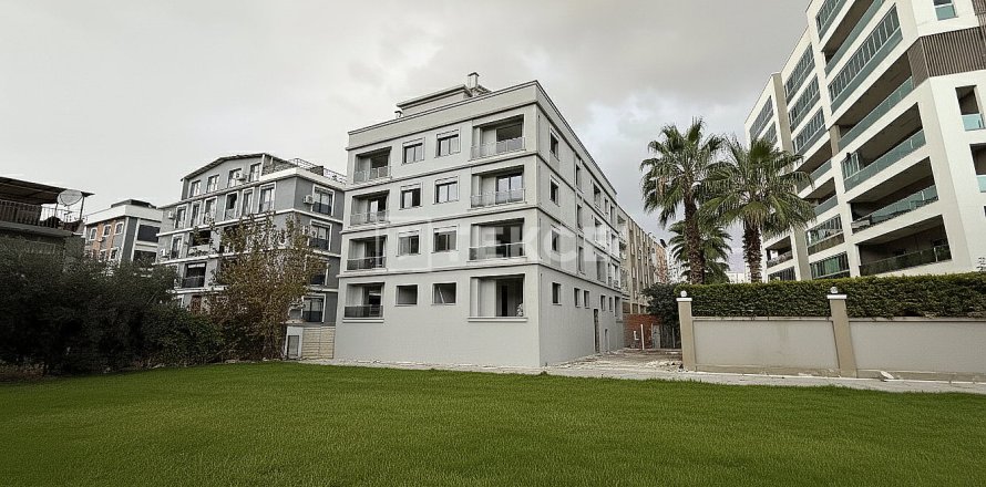 Daire  2+1  İzmir, Türkiye №221835