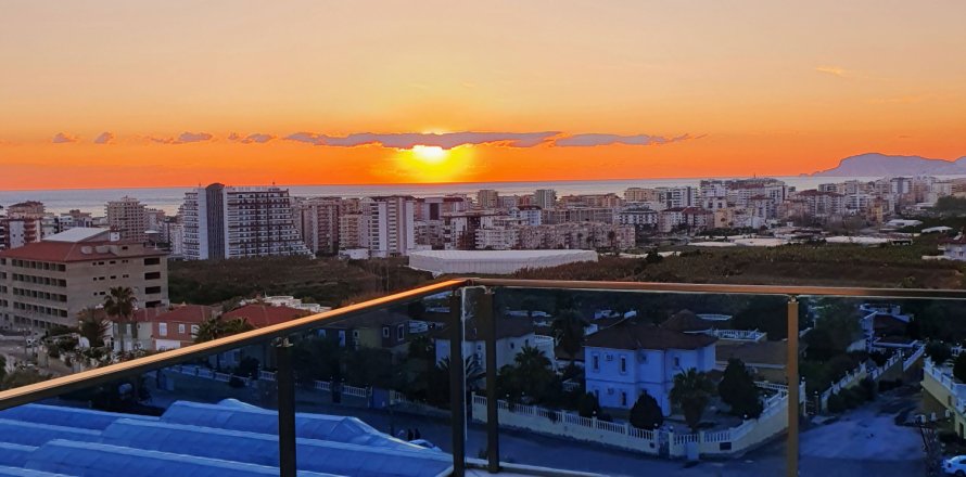 Daire  3+2  Mahmutlar, Antalya, Türkiye №218976