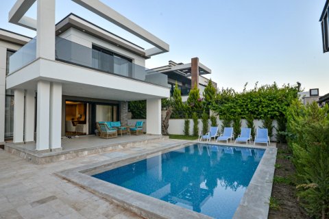4+1 Villa  in Kemer, Antalya, Turkey No. 231474