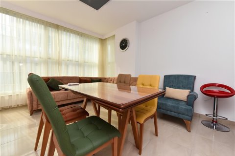 2+1 Lejlighed i Mahmutlar, Antalya, Tyrkiet Nr. 228916 - 4