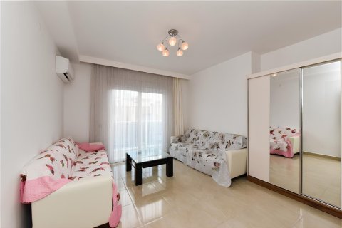 2+1 Lejlighed i Mahmutlar, Antalya, Tyrkiet Nr. 228916 - 6