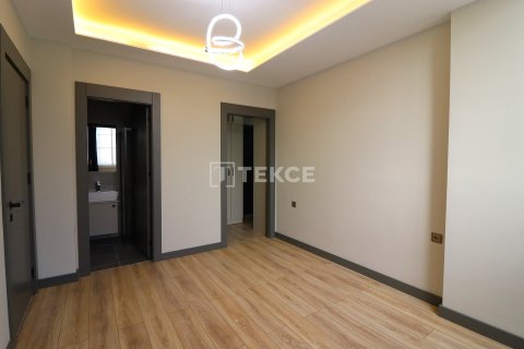 Продажа квартиры  в Мерсине, Турция 2+1, 95м2, №215458 – фото 16