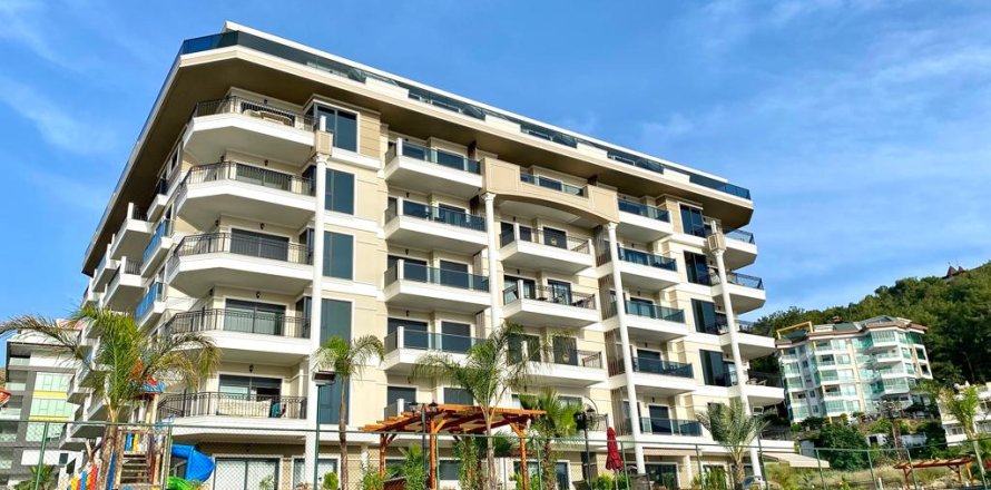 1+1 Apartment  in Kargicak, Alanya, Antalya, Turkey No. 15048