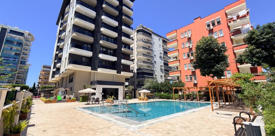 Apartment in Mahmutlar, Antalya, Turkey No. 238005