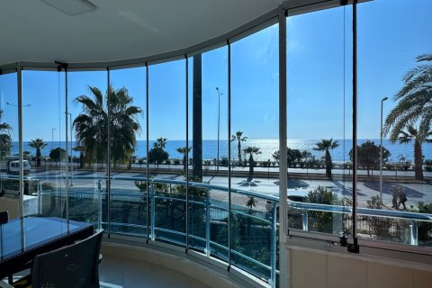 2+1 Apartment in Mahmutlar, Antalya, Turkey No. 219091