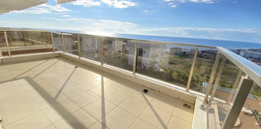 آپارتمان در  Konakli ، ترکیه 3 خوابه ، 200 متر مربع.  شماره 219094