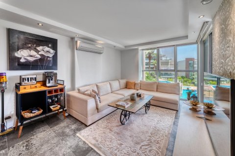 آپارتمان در  Cikcilli ، ترکیه 2 خوابه ، 105 متر مربع.  شماره 219095