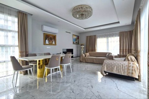 4+1 Villa  i Catalkoy, Girne,  Nr. 214519 - 20