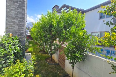 4+1 Villa  i Catalkoy, Girne,  Nr. 214519 - 25