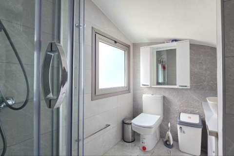 4+1 Villa  i Catalkoy, Girne,  Nr. 214519 - 15