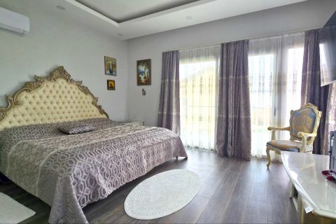 4+1 Villa  i Catalkoy, Girne,  Nr. 214519 - 14
