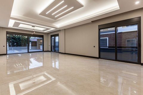 5+1 Villa  i Dosemealti, Antalya, Tyrkia Nr. 221233 - 7