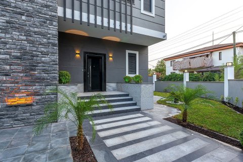 5+1 Villa  i Dosemealti, Antalya, Tyrkia Nr. 221233 - 22