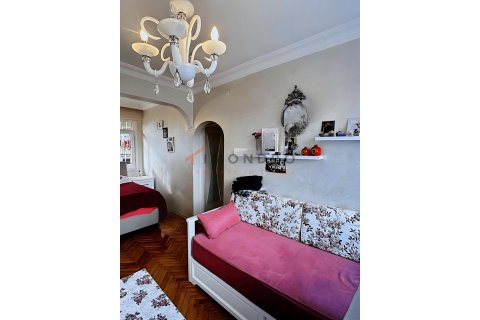 آپارتمان در Besiktas، Istanbul ، ترکیه 10 خوابه ، 235 متر مربع. شماره 225242 - 10