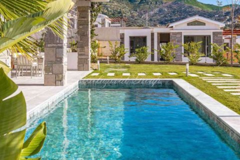 4+1 Villa  in Bodrum, Mugla, Türkei Nr. 223407 - 2