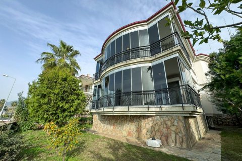 ویلا در  Konakli ، ترکیه 3 خوابه ، 300 متر مربع.  شماره 223411 - 30