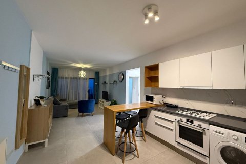 Аренда квартиры в Искеле, Северный Кипр 2+1, 80м2, №228420 – фото 5