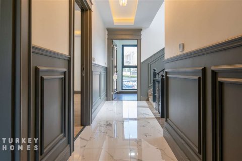 ویلا در Istanbul ، ترکیه 5 خوابه ، 635 متر مربع. شماره 233613 - 17
