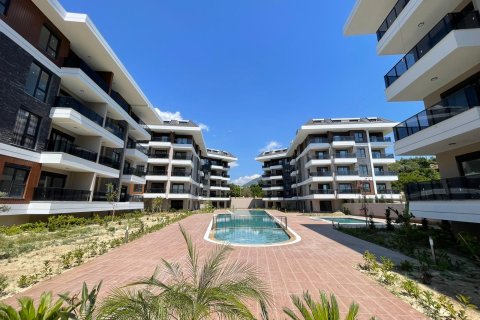 2+1 Lägenhet i Oba, Antalya, Turkiet Nr. 227332